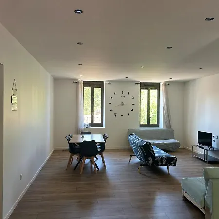 Beautiful Equipped Semi-detached House