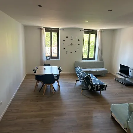 Beautiful Equipped Semi-detached House Holiday home *