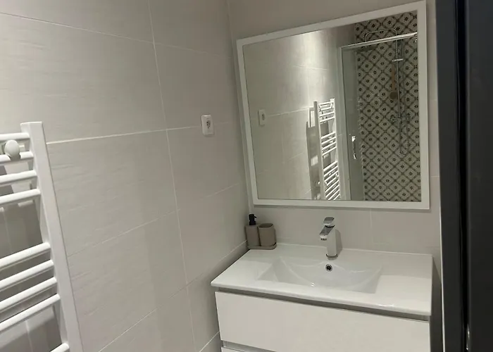 Beautiful Equipped Semi-detached House